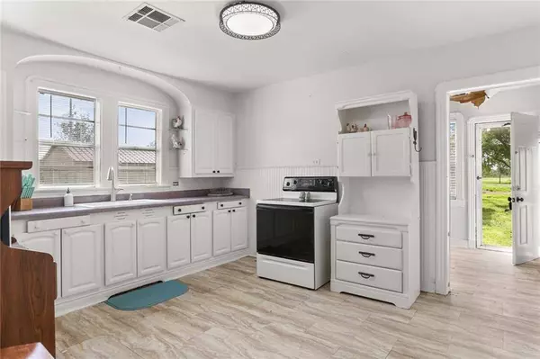 10577 RIVER RD, Ama, LA 70031