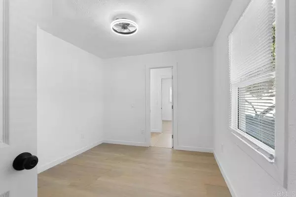 4216 18 Chamoune AVE, San Diego, CA 92115