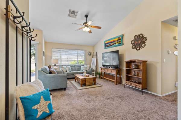 5034 Charter Rd, Rocklin, CA 95765