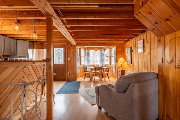 48 George ST, Northport, ME 04849