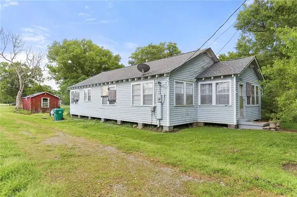 10577 RIVER RD, Ama, LA 70031