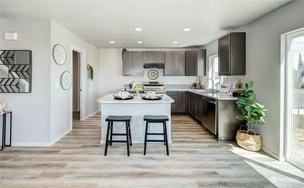 206 N Birch ST, Tieton, WA 98947