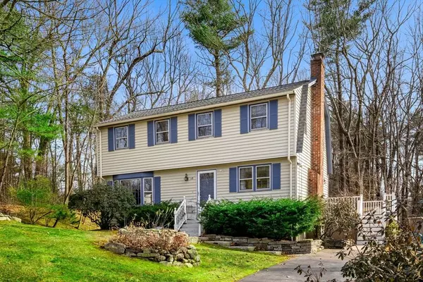 68 Babicz Rd, Tewksbury, MA 01876