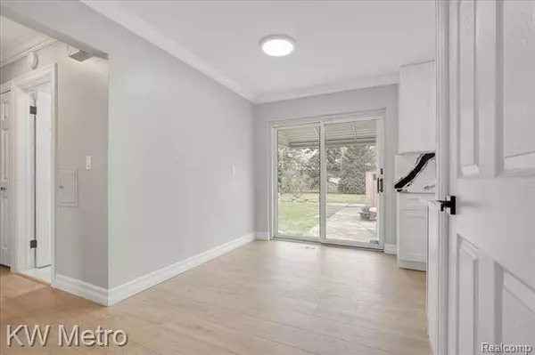 23300 ALLOR Street, St. Clair Shores, MI 48082