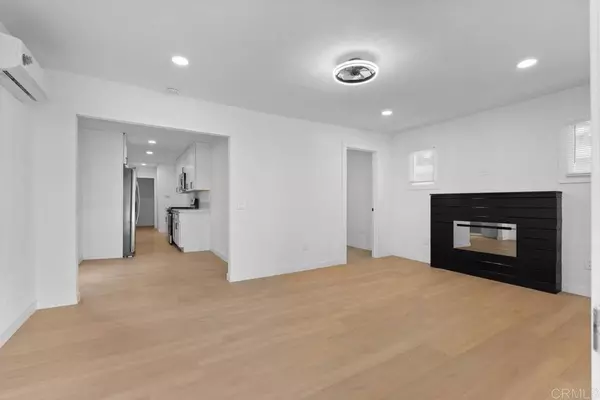 4216 18 Chamoune AVE, San Diego, CA 92115