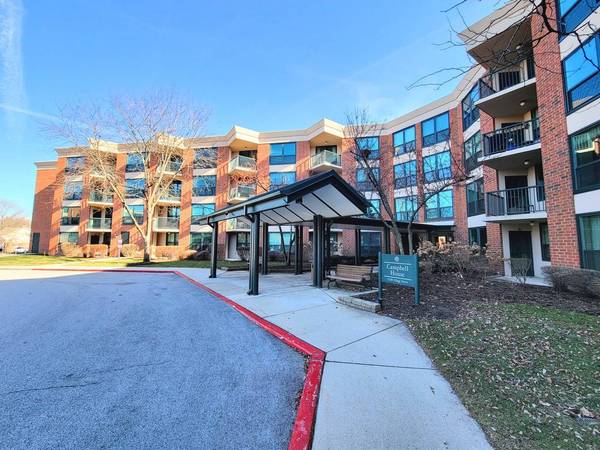 1220 N Village DR #335, Arlington Heights, IL 60004