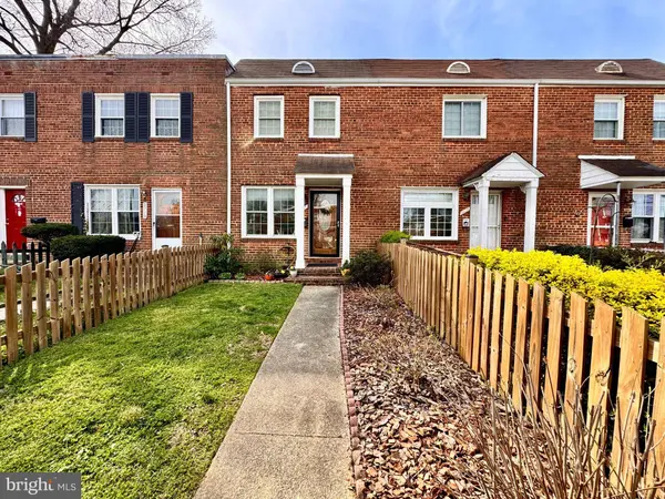 3717 MARK DR, Alexandria, VA 22305