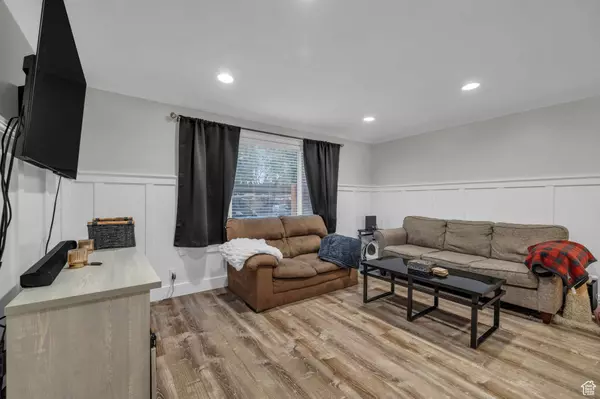 34 W LESTER AVE S #E11, Murray, UT 84107