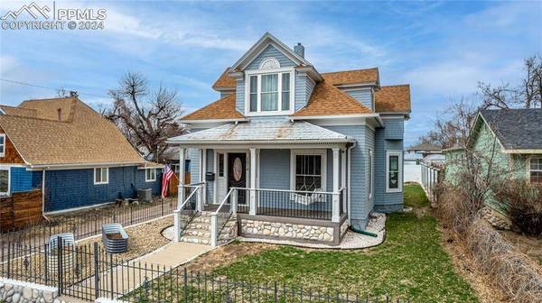 1014 E Cimarron ST, Colorado Springs, CO 80903