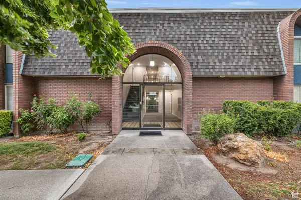 34 W LESTER AVE S #E11, Murray, UT 84107