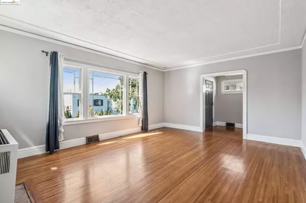 2800 E 21st St, Oakland, CA 94601