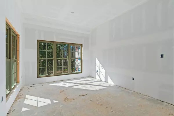 8 Rabbit TRL, Hattiesburg, MS 39402