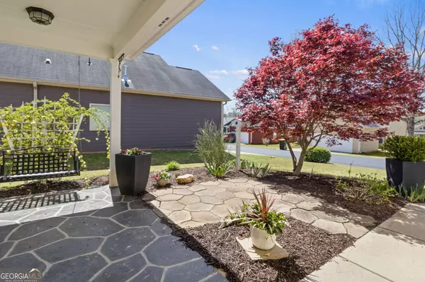 107 Creekside WAY, Newnan, GA 30265