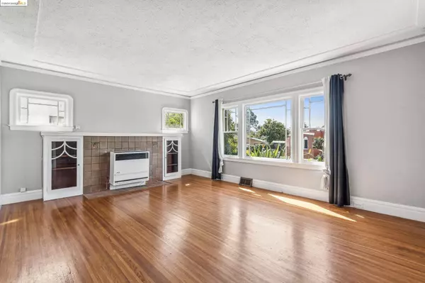 2800 E 21st St, Oakland, CA 94601