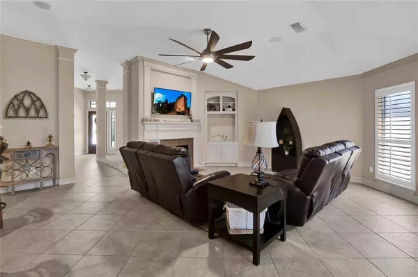 6163 Sheffield LN, League City, TX 77573