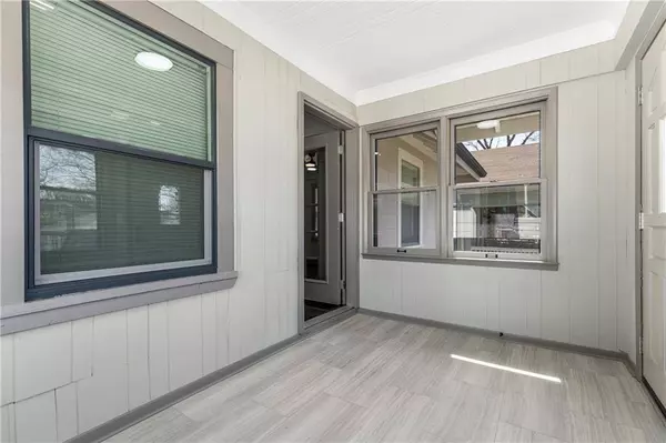 4433 FLORA ST, Kansas City, MO 64110