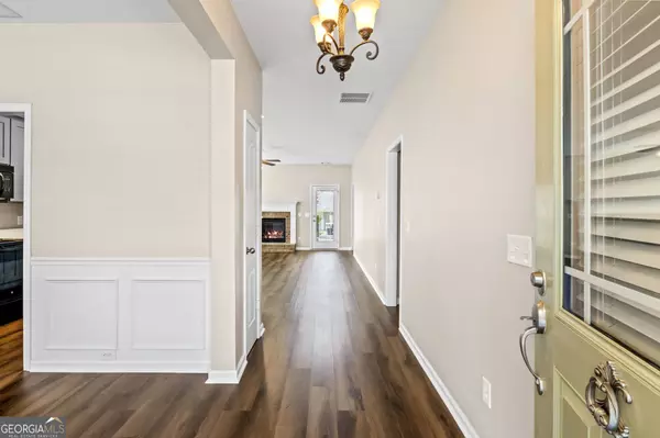 107 Creekside WAY, Newnan, GA 30265