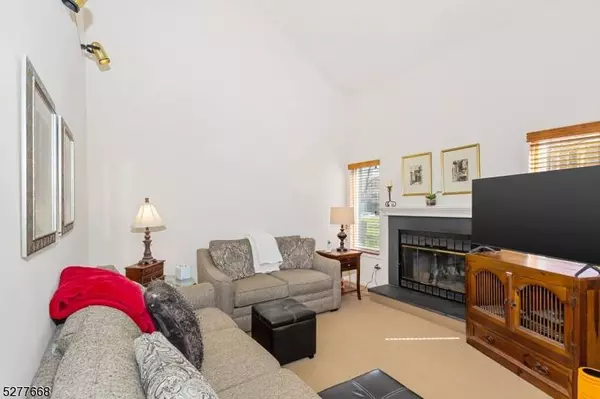 80 Gabriel Dr, Montville Twp., NJ 07045