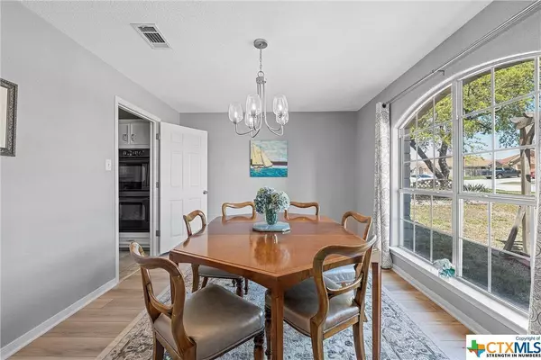 4913 Sapphire DR, Killeen, TX 76542