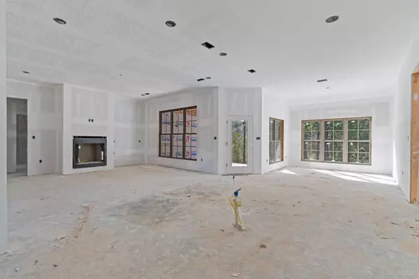 8 Rabbit TRL, Hattiesburg, MS 39402