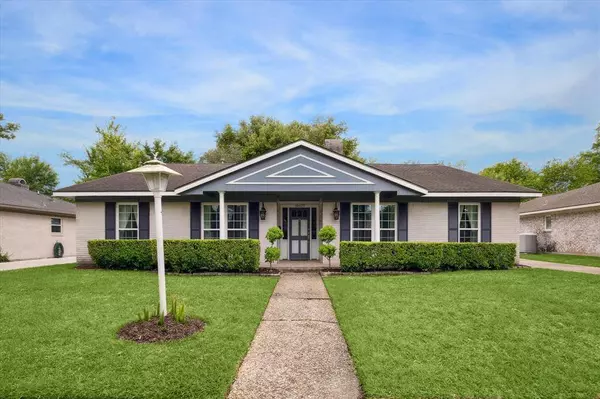 10623 Deerwood RD, Houston, TX 77042