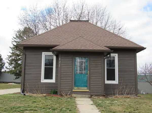 121 Main ST S, Wykoff, MN 55990