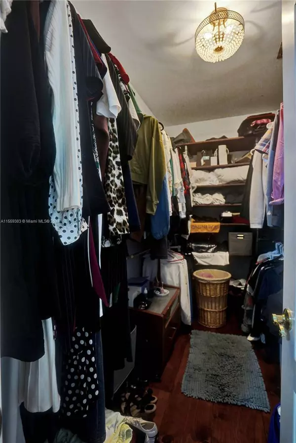 275 SE 22nd St #275, Fort Lauderdale, FL 33316