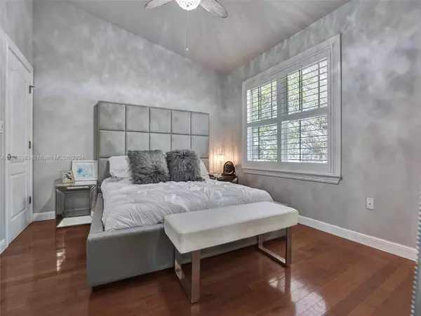 275 SE 22nd St #275, Fort Lauderdale, FL 33316