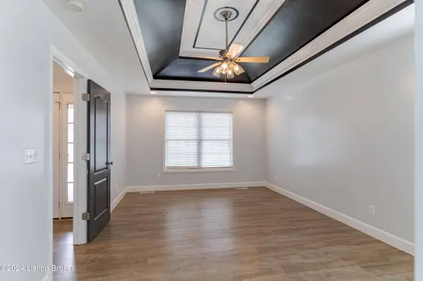 344 emmaus Cir Cir, Elizabethtown, KY 42701