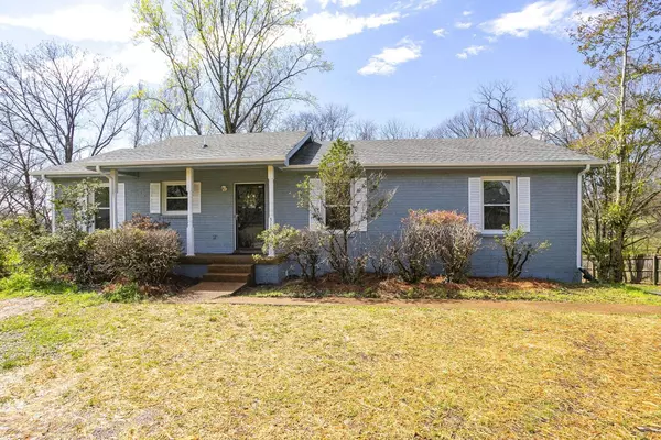 517 Springmont Blvd, Old Hickory, TN 37138