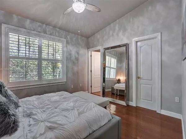 275 SE 22nd St #275, Fort Lauderdale, FL 33316