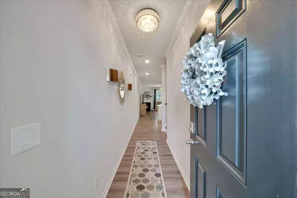 738 Woodstock Grove DR, Woodstock, GA 30188