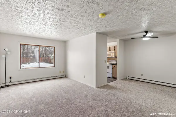 1240 Golden Berry AVE, Anchorage, AK 99515