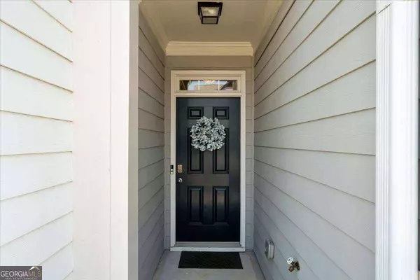 738 Woodstock Grove DR, Woodstock, GA 30188