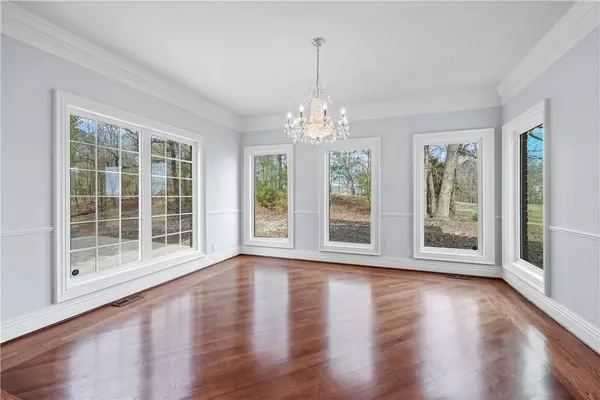 24 McKenzie Dr, Bella Vista, AR 72715