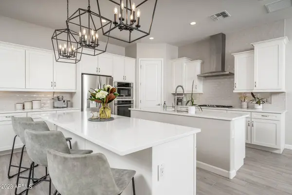 1929 E ROBB Lane, Phoenix, AZ 85024