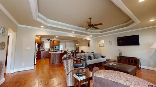 320 CR 3505 County Rd 3505, Bullard, TX 75757