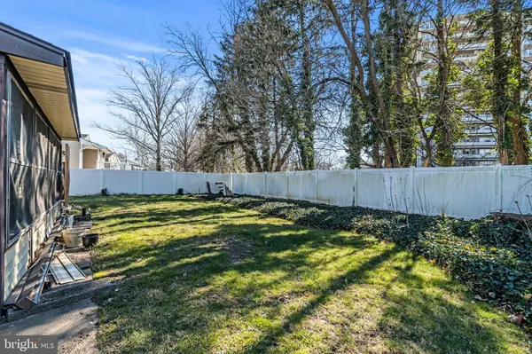 1023 CHELTEN PKWY, Cherry Hill, NJ 08034