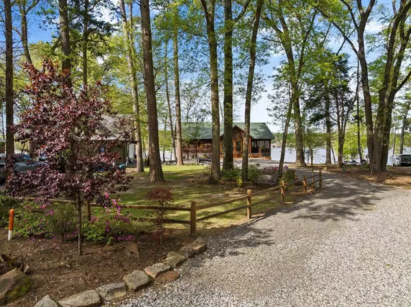 1521 Panther Creek Pass, Mount Vernon, TX 75457