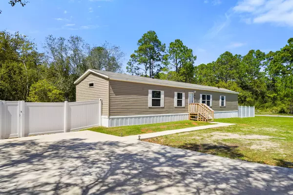 9049 Larker Woods Drive, Navarre, FL 32566