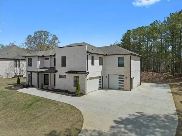 4991 Cash RD, Flowery Branch, GA 30542