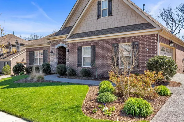 1095 Vinings Blvd, Gallatin, TN 37066