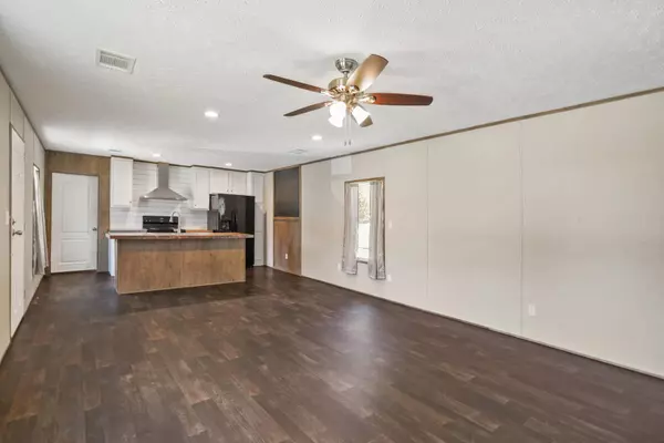 9049 Larker Woods Drive, Navarre, FL 32566