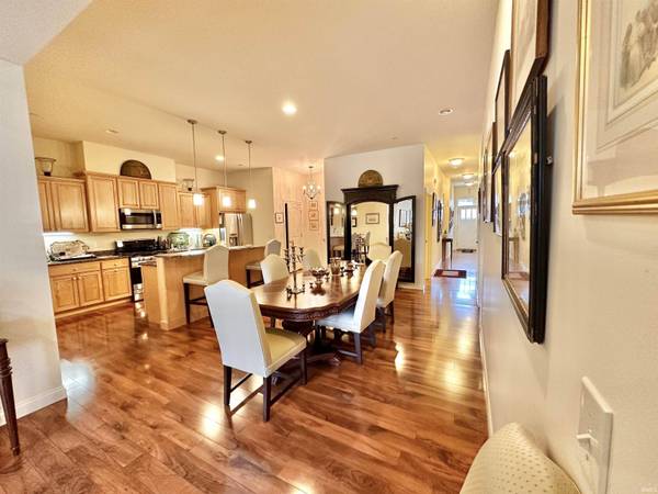 54639 Burdette Street, South Bend, IN 46637-5539