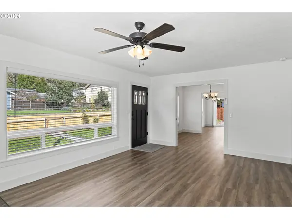 48162 E 1ST ST, Oakridge, OR 97463