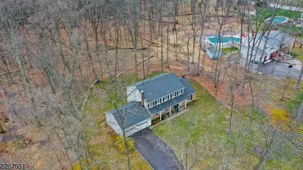 37 Oxford Pl, Hillsborough Twp., NJ 08844