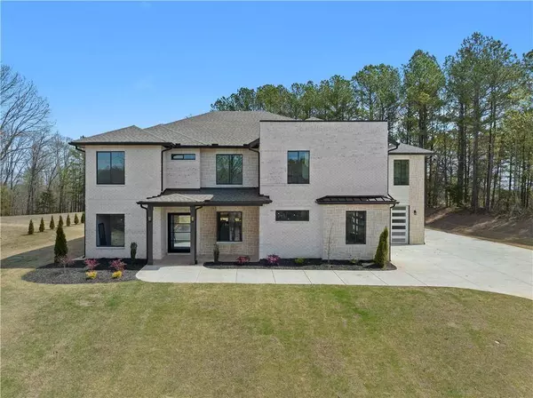 4991 Cash RD, Flowery Branch, GA 30542