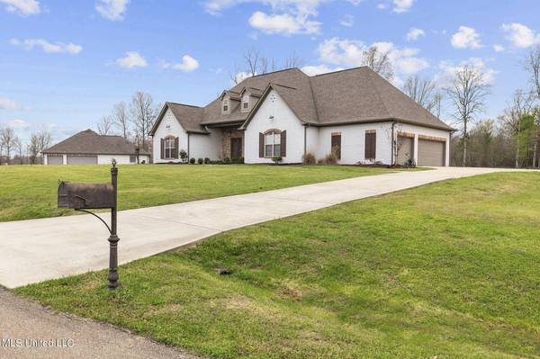 735 Clover Ridge Way, Brandon, MS 39047