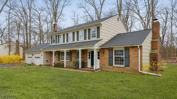 37 Oxford Pl, Hillsborough Twp., NJ 08844