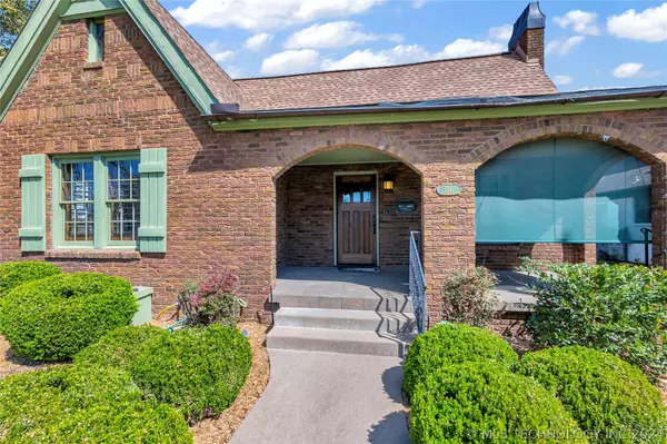 1941 S Evanston AVE W, Tulsa, OK 74104